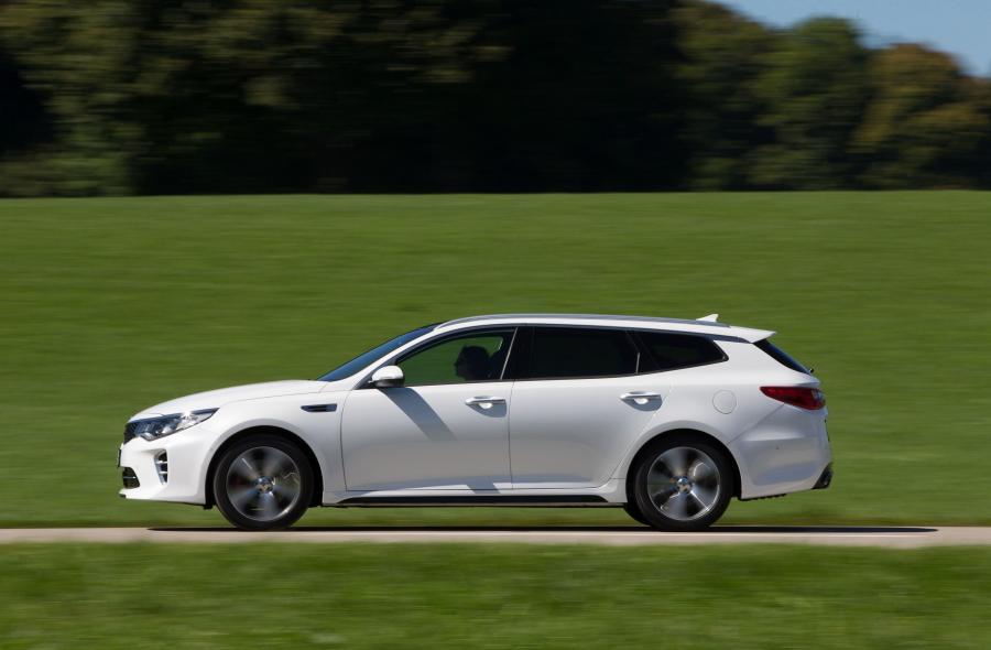  Kia Optima Sportswagon GT 2016 года  (фото 8 из 33)